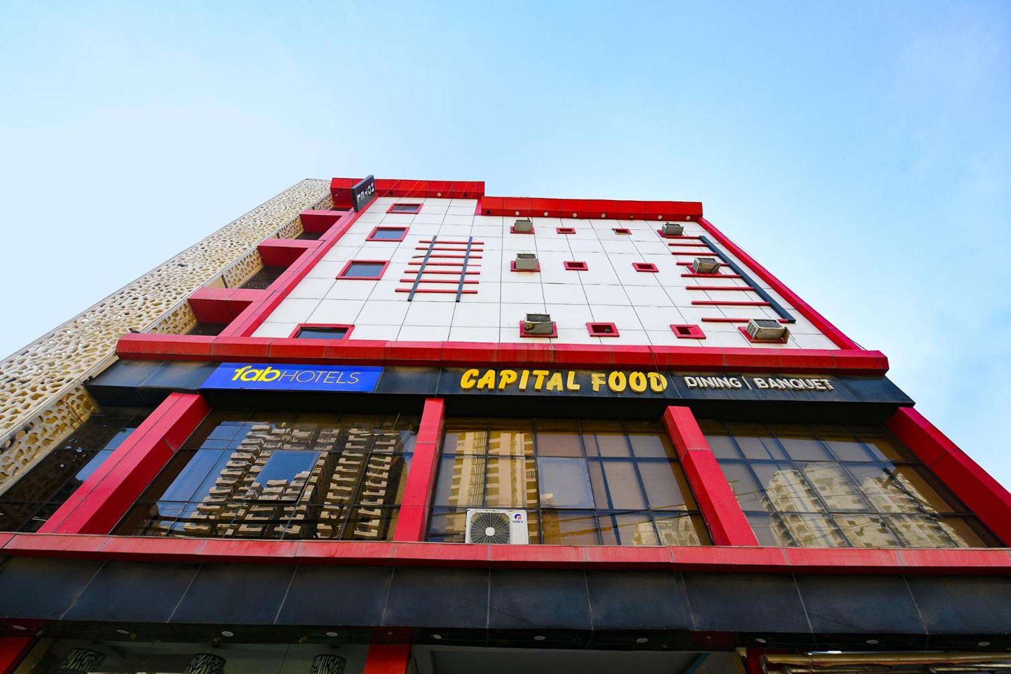 Fabhotel Capital Inn Газиабад Экстерьер фото